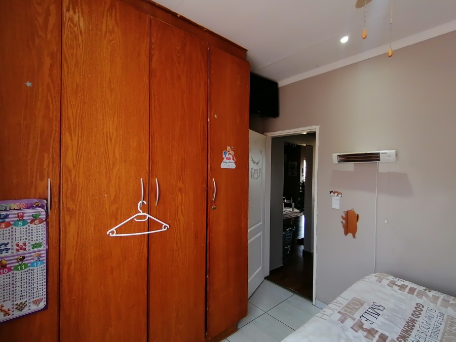 2 Bedroom Property for Sale in Meiringspark Ext 4 North West